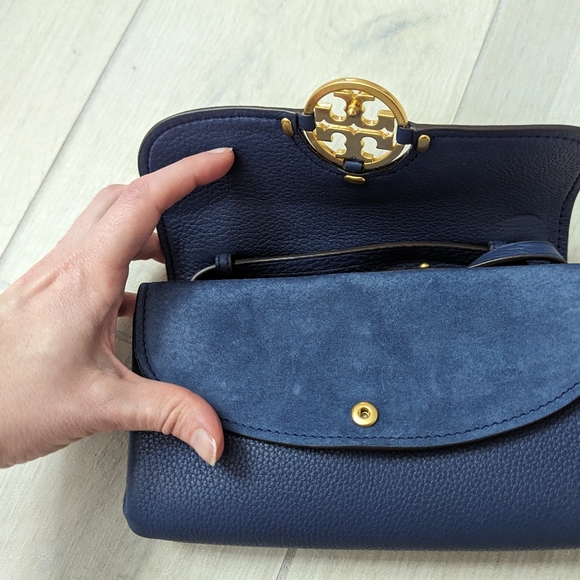 Tory Burch Miller Wallet Crossbody Bag - Picture 6 of 8